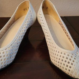 French white shoes size 8.5